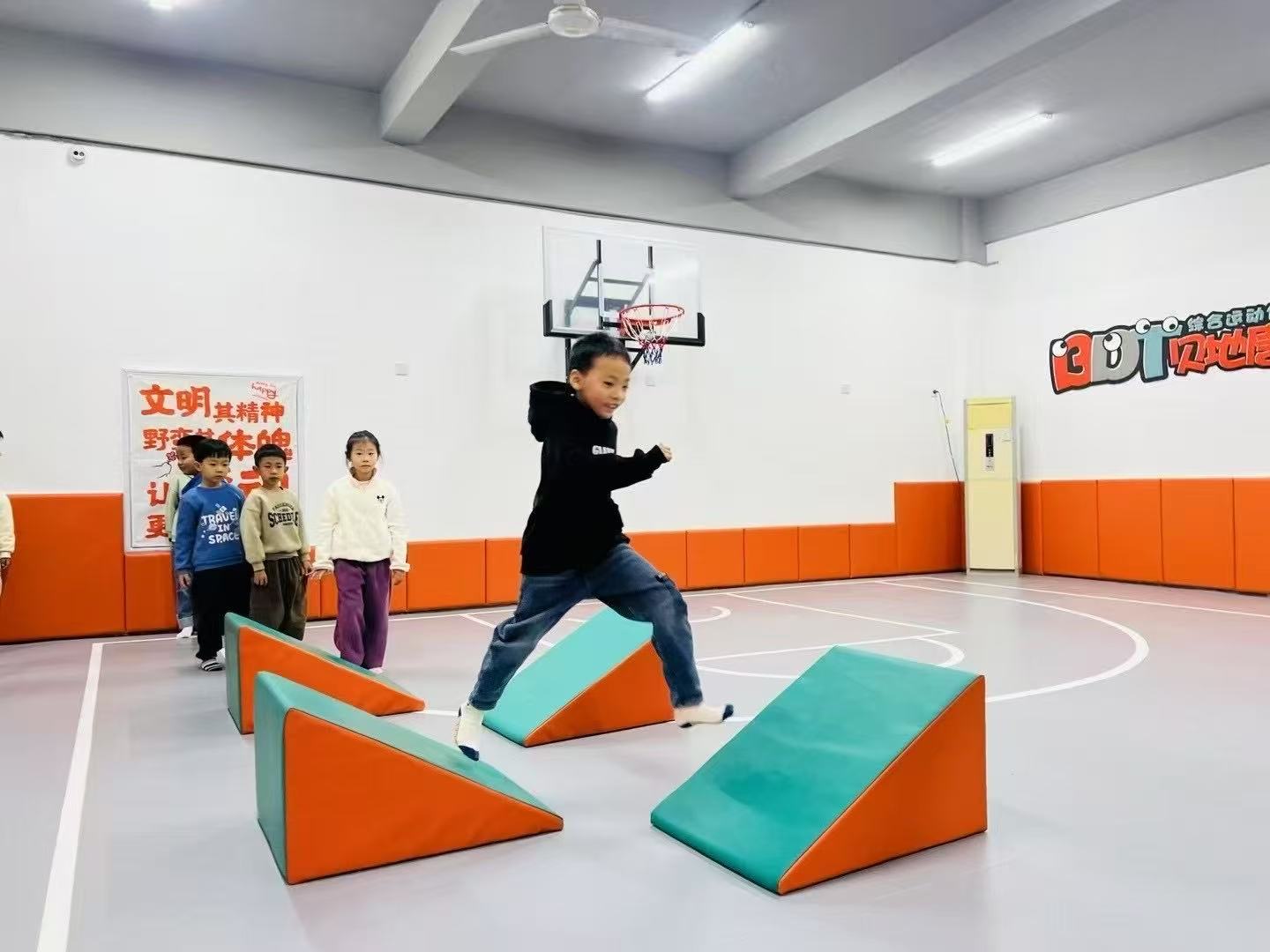 Obstacle Track detail 3